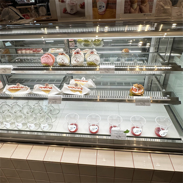 06ショーケース