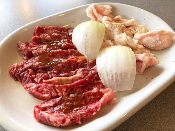 04牛サガリ(930円)豚丸ホルモン(420円)