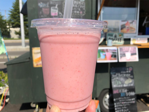 01いちごのスムージー(500円)