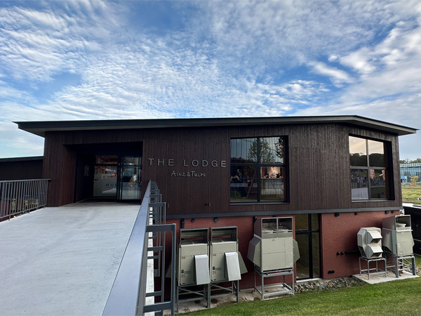 09こちらの建物にあります