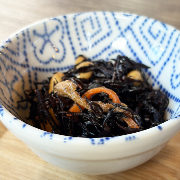 04ひじきの煮物