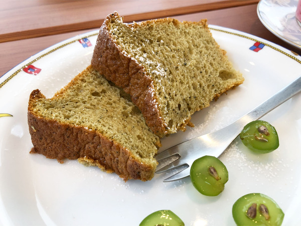 16抹茶シフォンケーキ