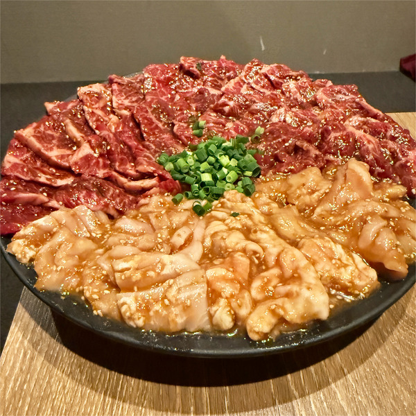 01上サガリ(1078円×5)・特上ミノ(979円)・豚ホルモン(528円)・豚ガツ(638円)