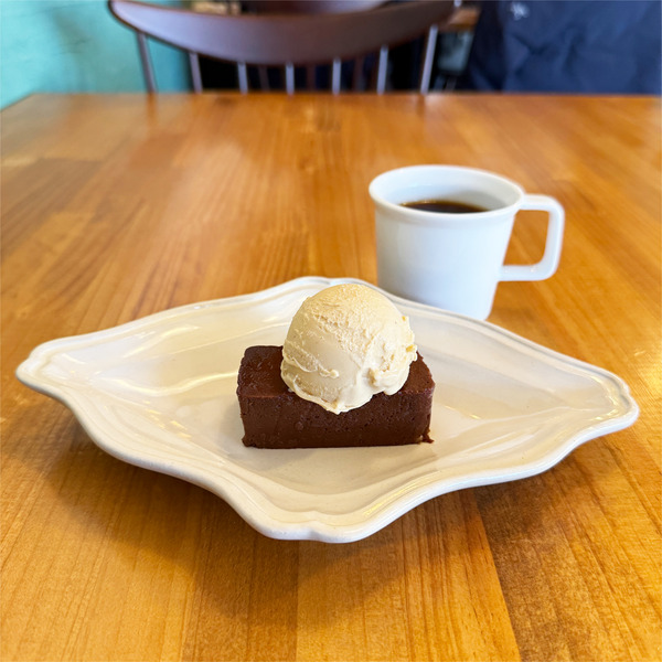 13本日のデザート(500円)・コーヒー