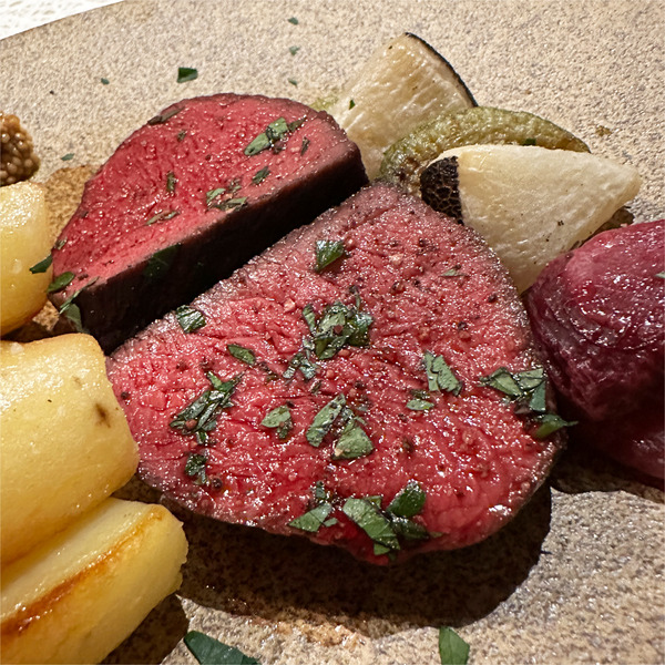 14足寄町北十勝ファームさんの短角牛のロースト