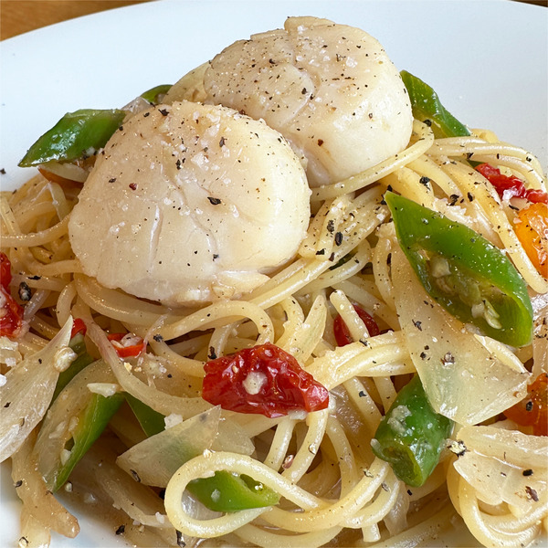 02浜頓別の大振りなホタテ