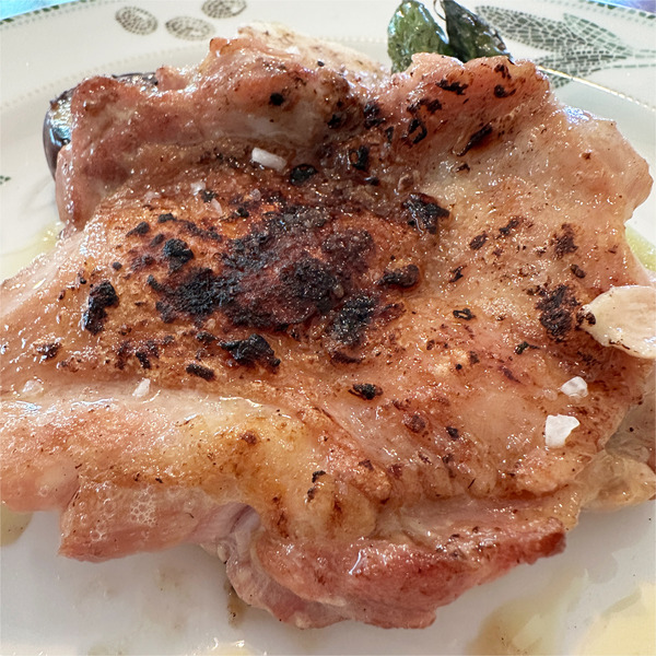 15中札内田舎どりのオーブン焼き(1500円)