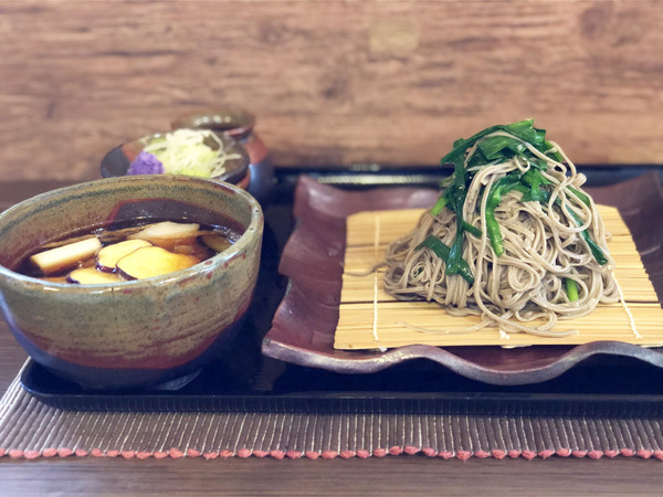 01あいつゆセット(1500円)・にらトッピング(200円)