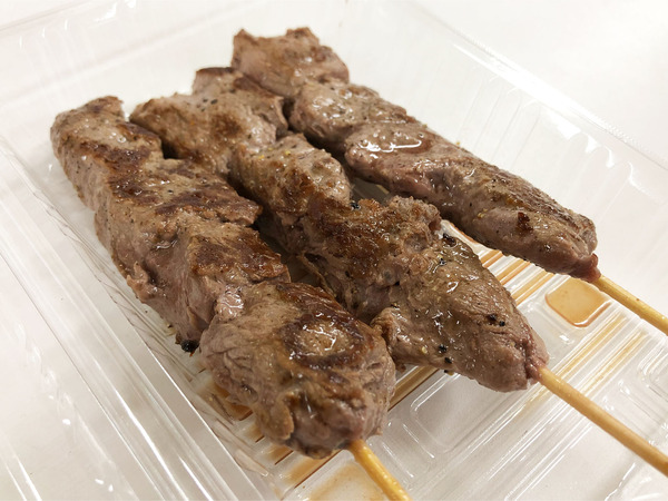 10みなせんさんの食べ比べ牛串(600円×3)