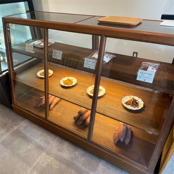 03ショーケース_1