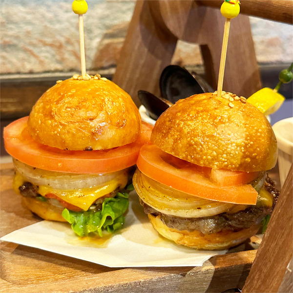 03手作りパンのハンバーガー