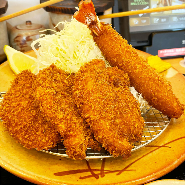 02ひれかつ3枚(120g)+海老フライ