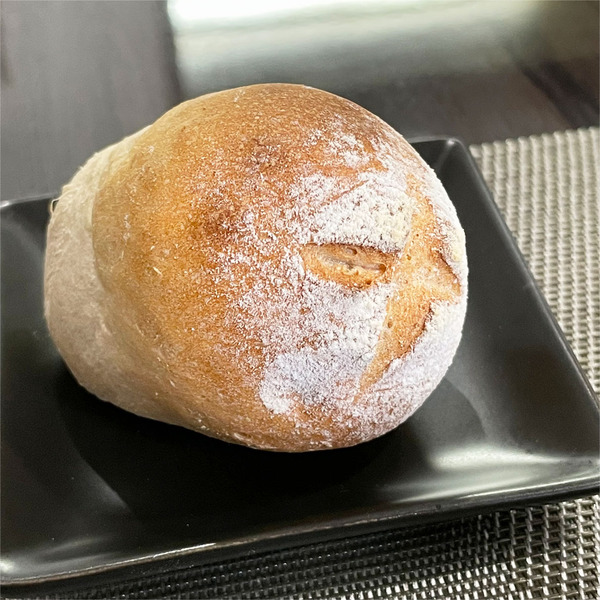 05自家製パン