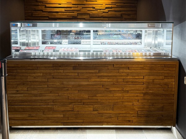 05チョコレートのショーケース