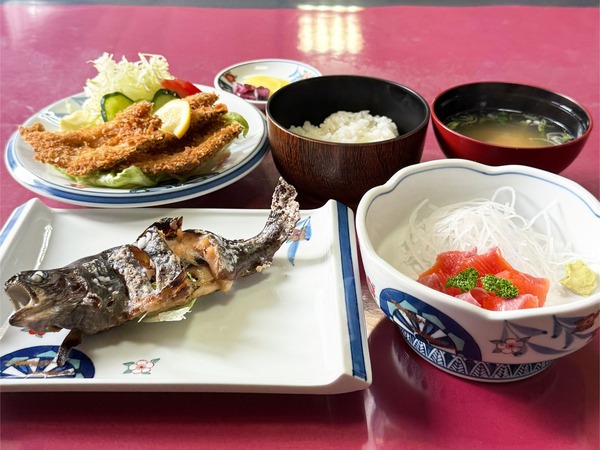 01_3品定食(2100円)