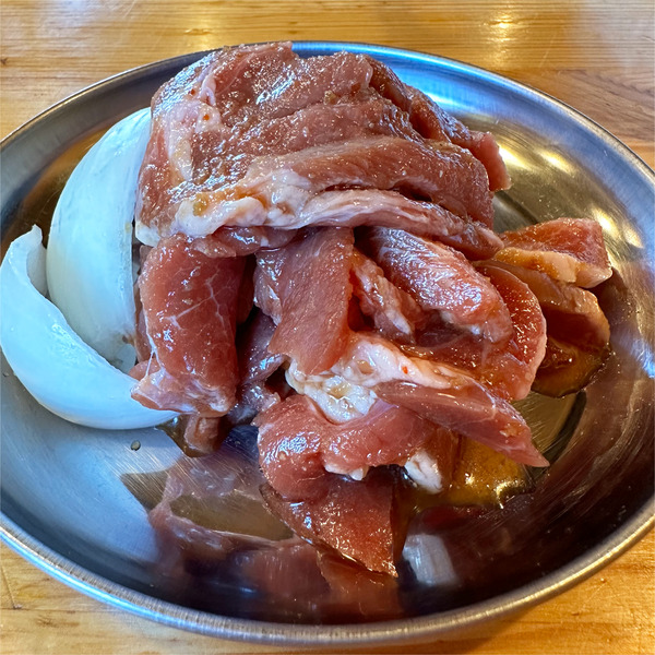 04ラムジンギスカン・羊頭部位(900円)