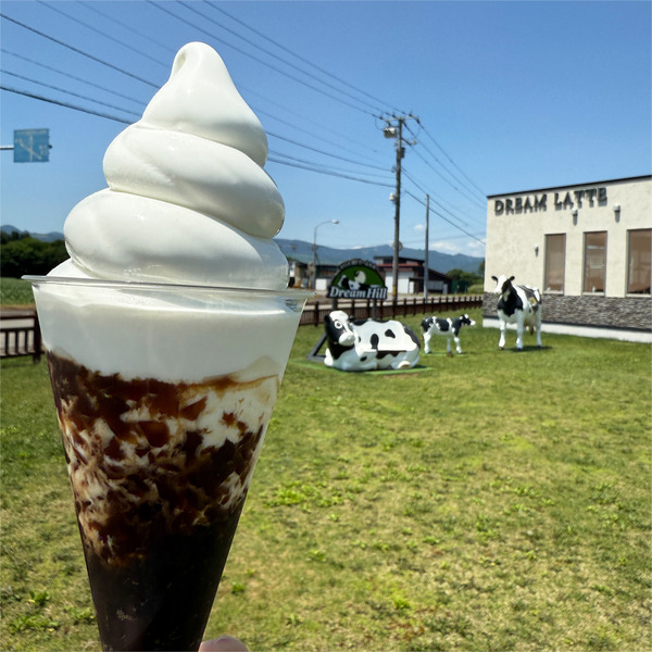 01コーヒーゼリー&ミルクソフトクリーム(550円)