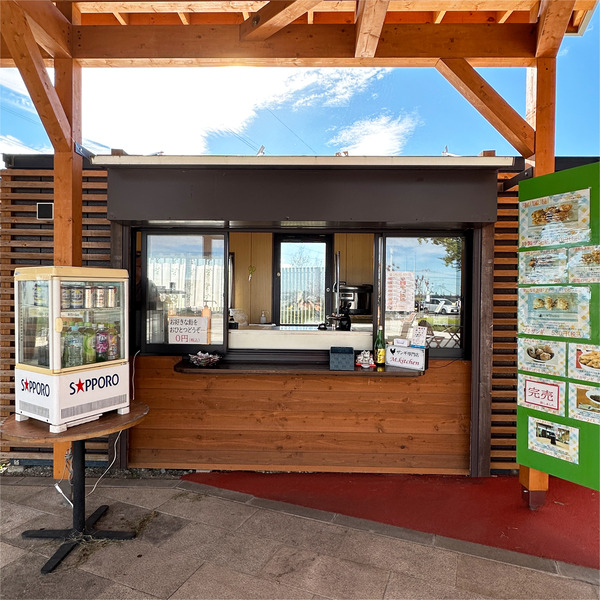 04道の駅チャレンジブース外観