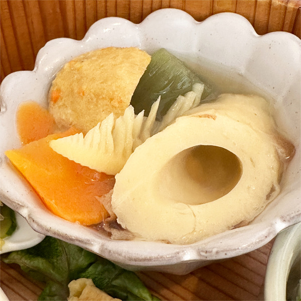 11大根とがんもなどの炊き合わせ