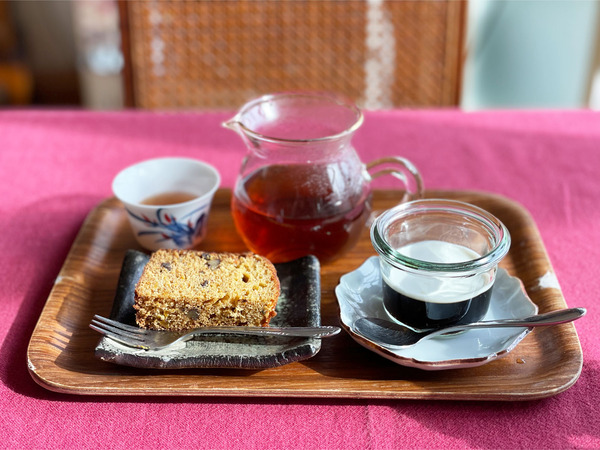 10食後のお茶とデザート