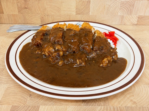 01カツカレー(800円)