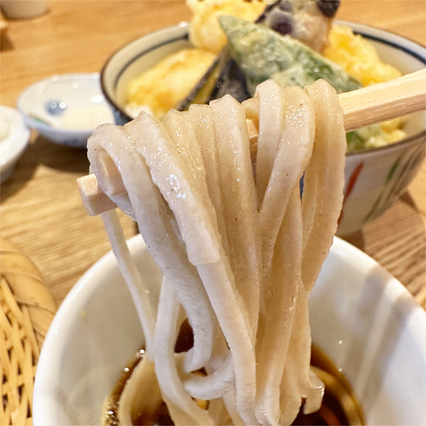 03結構太めのお蕎麦です