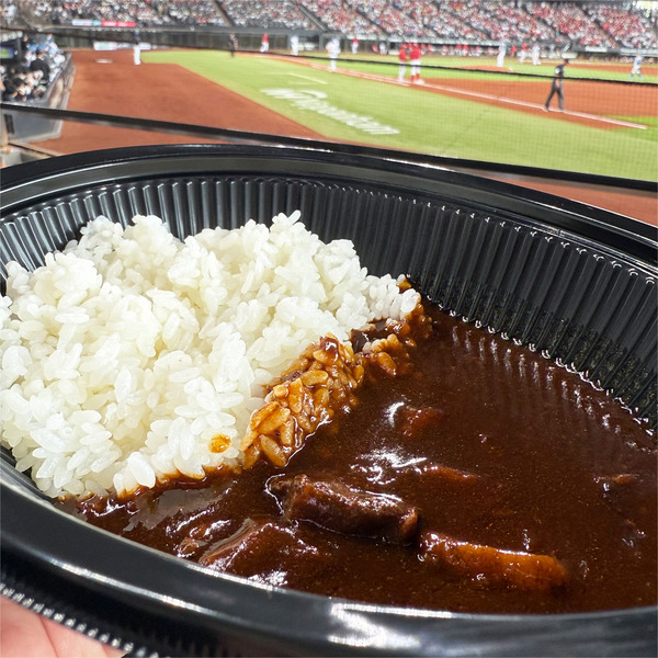 02Premiumビーフカレー(1200円)【Green House】