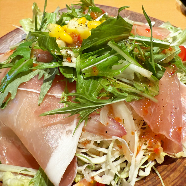 05生ハムサラダ
