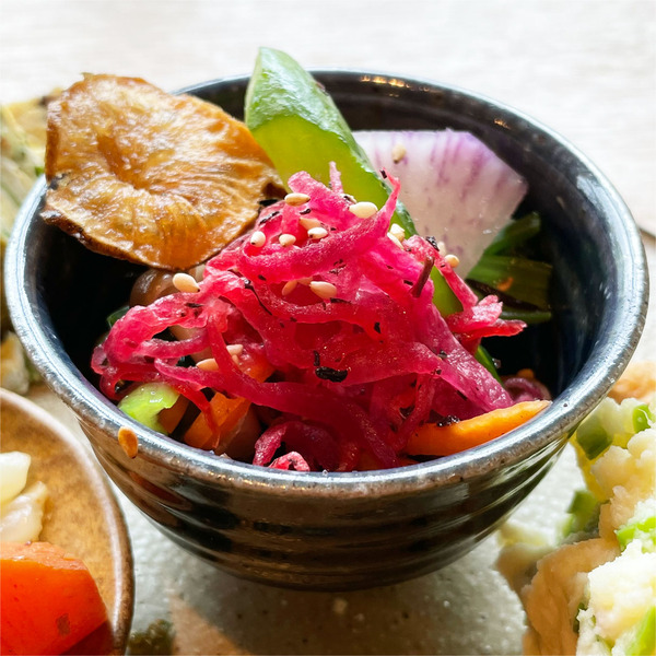 09北海道産ひじきの梅和え