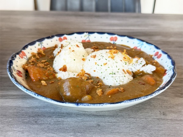 01スパイス香るチキンカレー(1100円→OPEN記念で1000円)