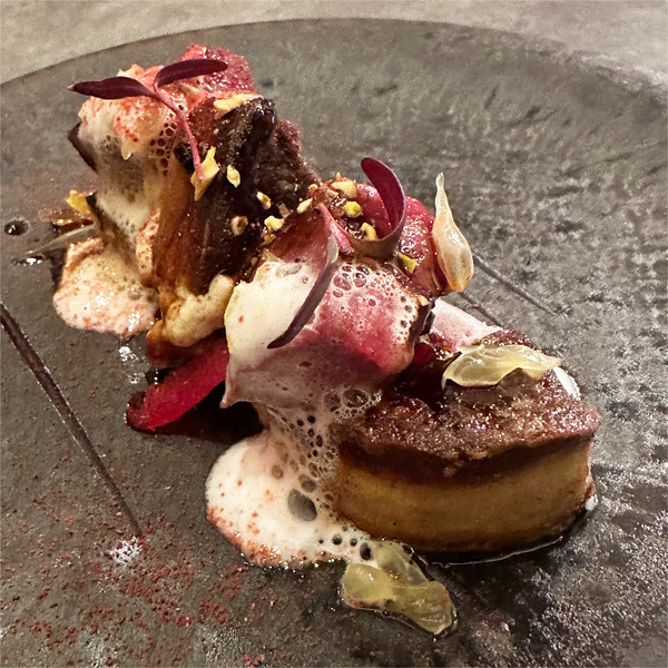 13蝦夷鹿肉のポワレ