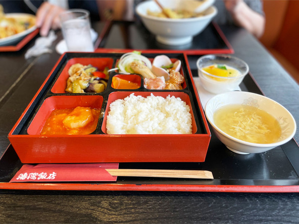 01瀋陽飯店 中華弁当(1100円)