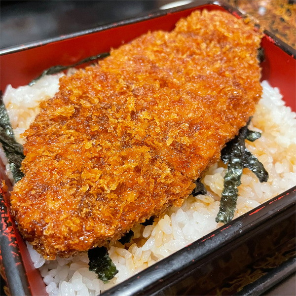 05たれカツ丼(1000円)