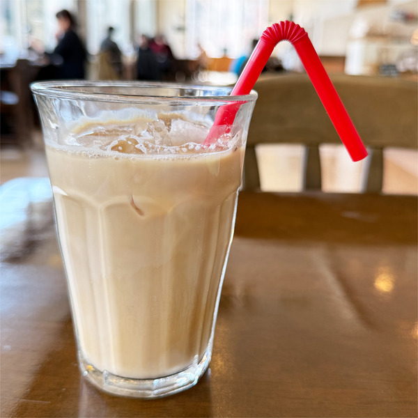 07アイスカフェオレ(550円)
