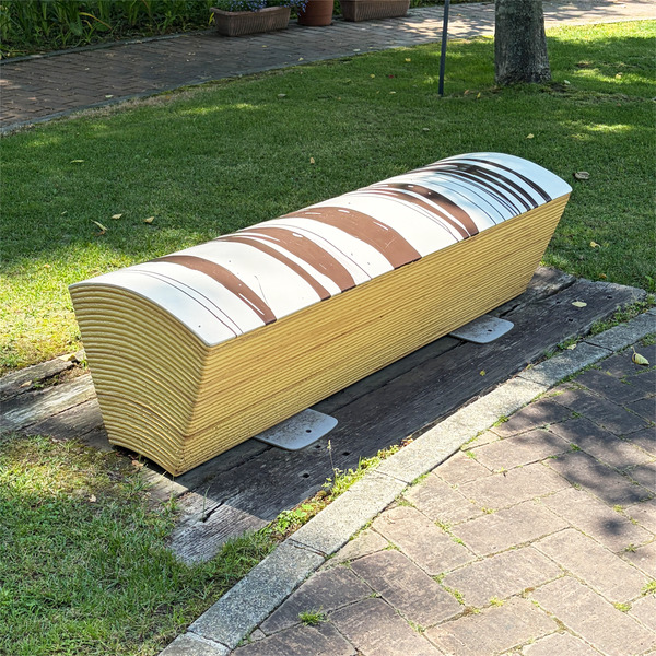 10三方六ベンチ