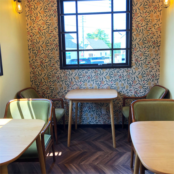 10カフェ店内
