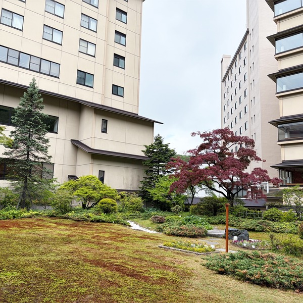 14庭園2