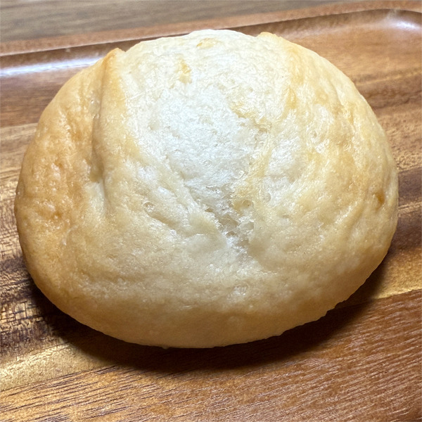 03まるパン(280円)