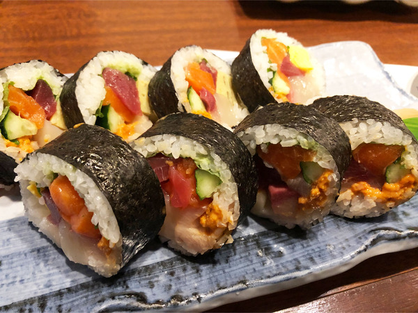 10海鮮生太巻き(2119円)