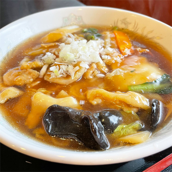 09五目あんかけ醤油ラーメン(880円)