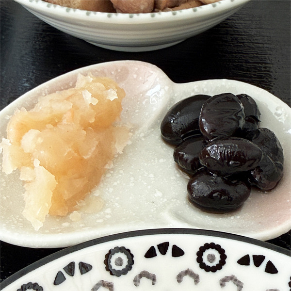 13大丸さんの白花豆のきんとん・お友達の手作り黒豆