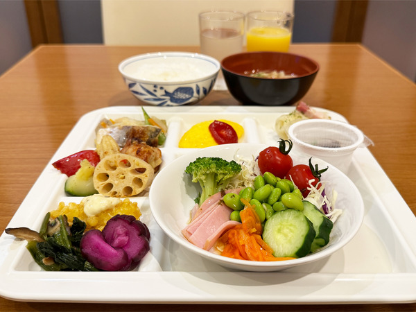 01tomako'sセレクトモーニング