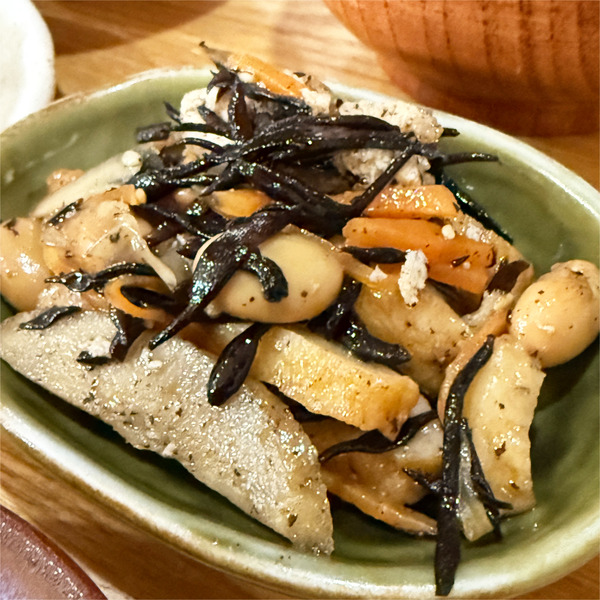 06ひじきと大豆の煮もの