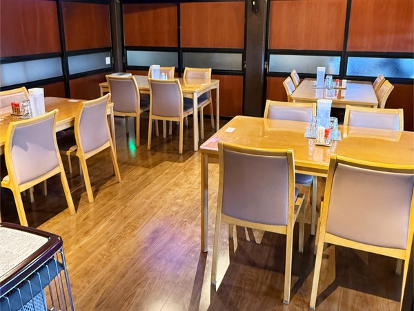 11店内1