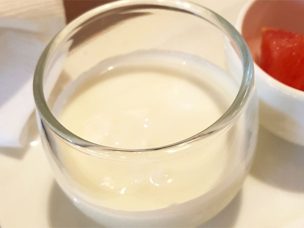 11十勝鹿追町ヨーグルト(で～で～ぽっぽ)