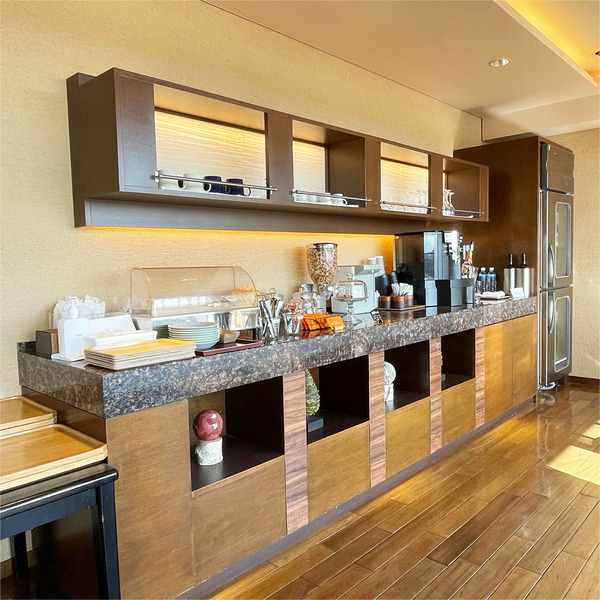 09専用ラウンジ内