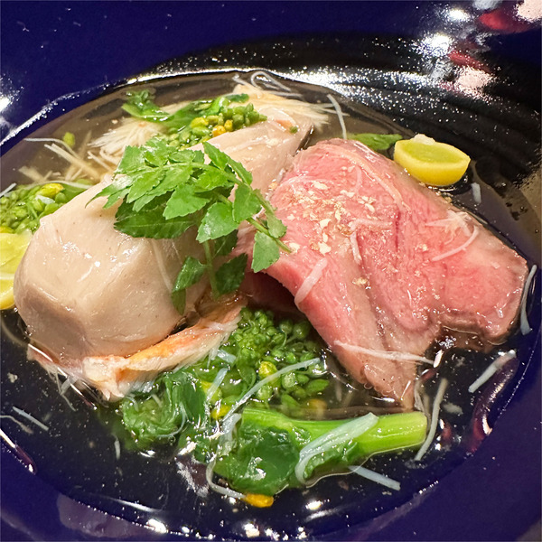 15和牛サーロインと海老芋の含め煮(木の芽・錦秋餡・山椒)