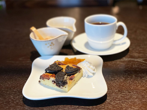 10食後のスイーツとコーヒー