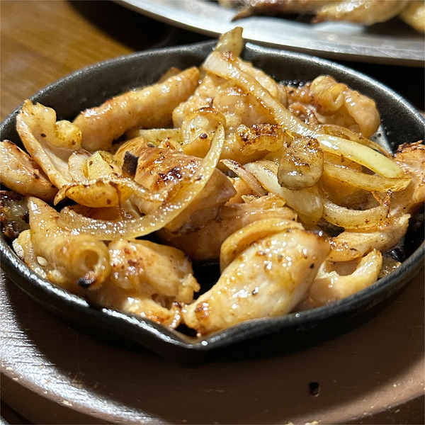 14ホルモン焼き(748円)