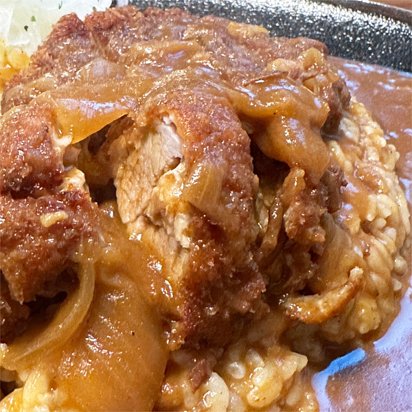 03揚げたて柔らかヒレカツ